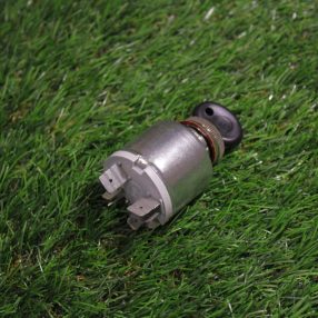   Indító kapcsoló + 1db kulcs - Antonio Carraro (TRX 9400 AC, TN 5500 E R, Tigrone 7700 NOMA, Carraro SRX 8400)